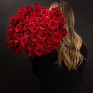 BUCHET 51 RED ROSES