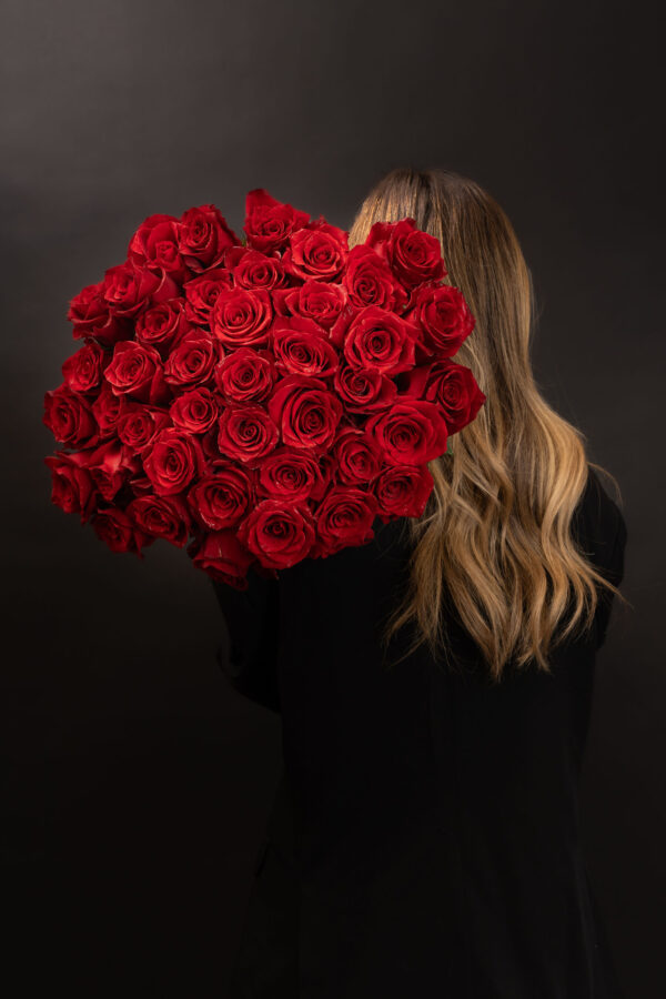 BUCHET 51 RED ROSES