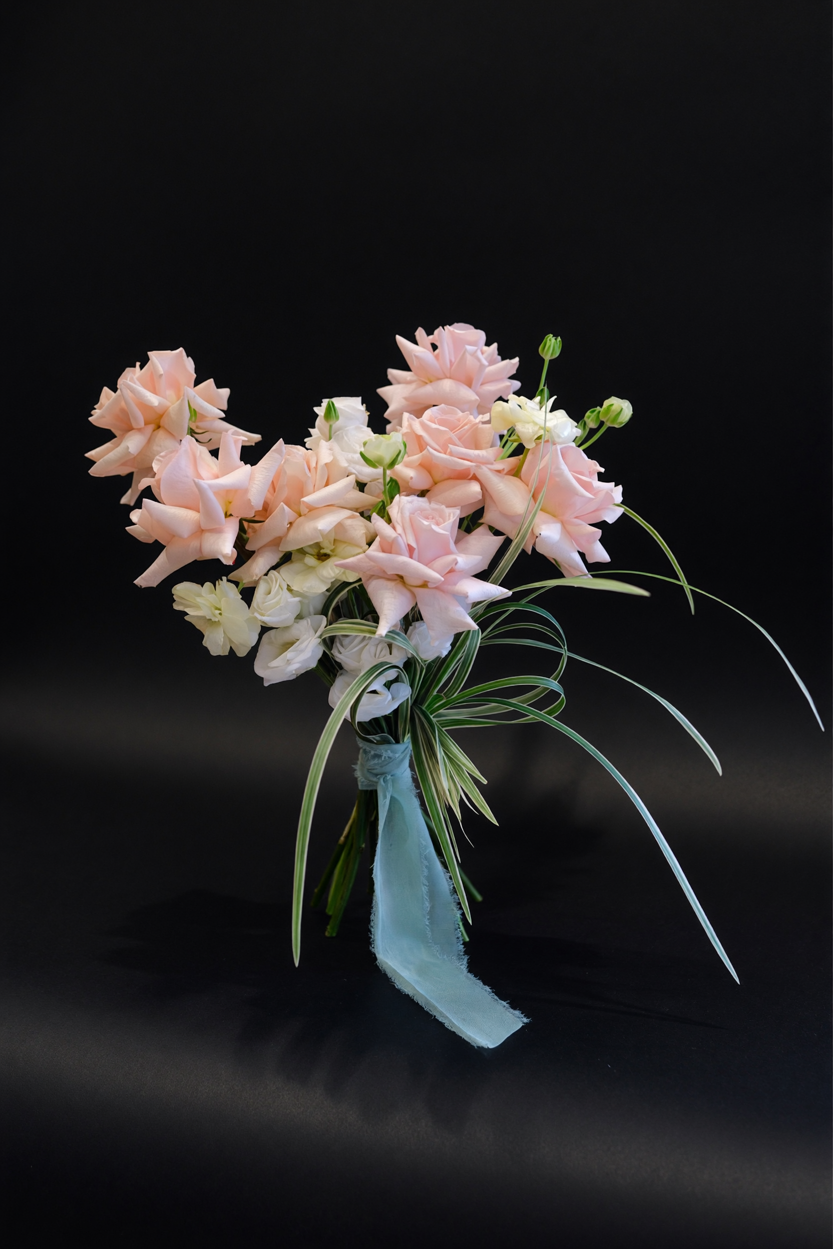 BUCHET LOVE STORY WEDDING